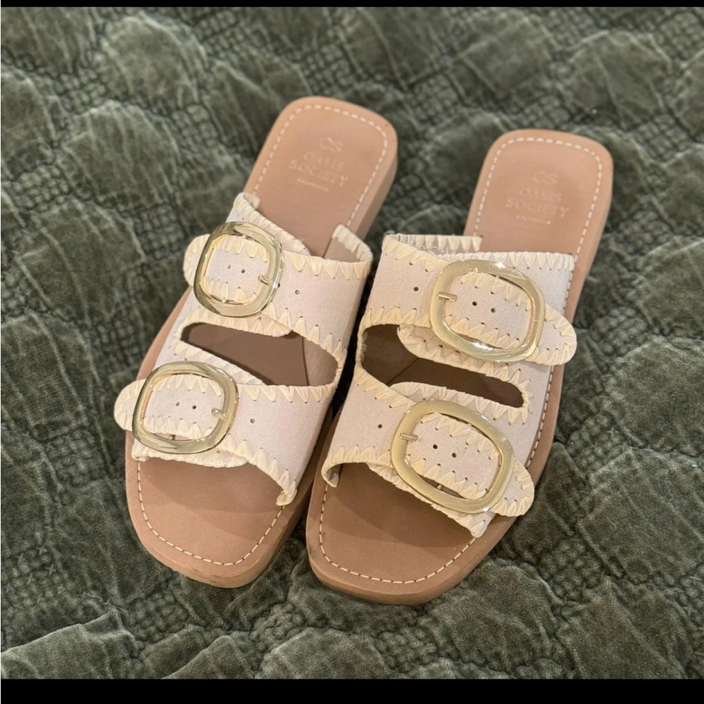 Summer sandals